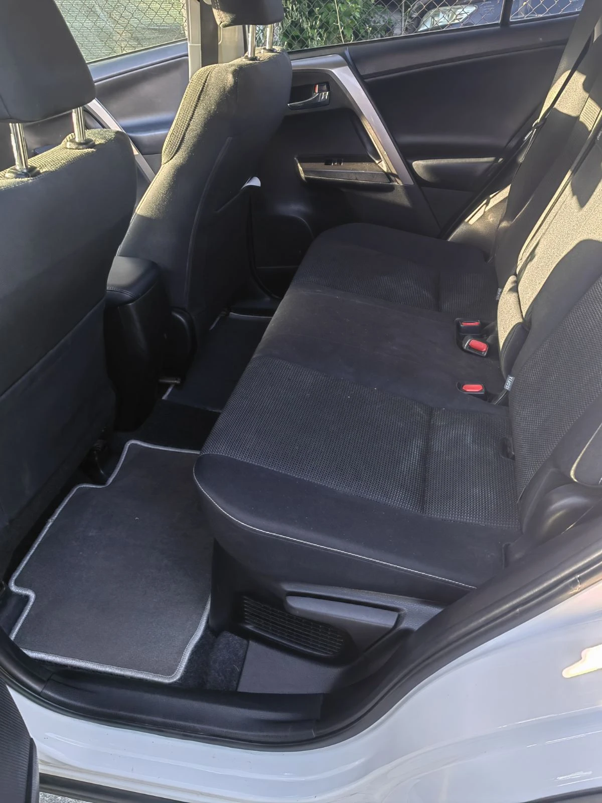 Toyota Rav4 AWD, снимка 5 - Автомобили и джипове - 55376838