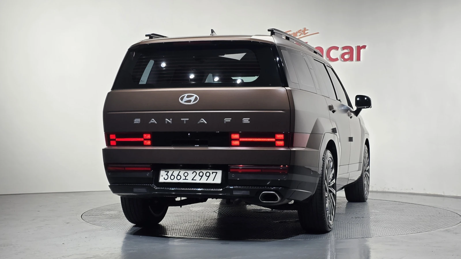 Hyundai Santa fe 2.5T Calligraphy* ЕЛ. БАГАЖНИК* 360* КРАЙНА ЦЕНА, снимка 4 - Автомобили и джипове - 55594456