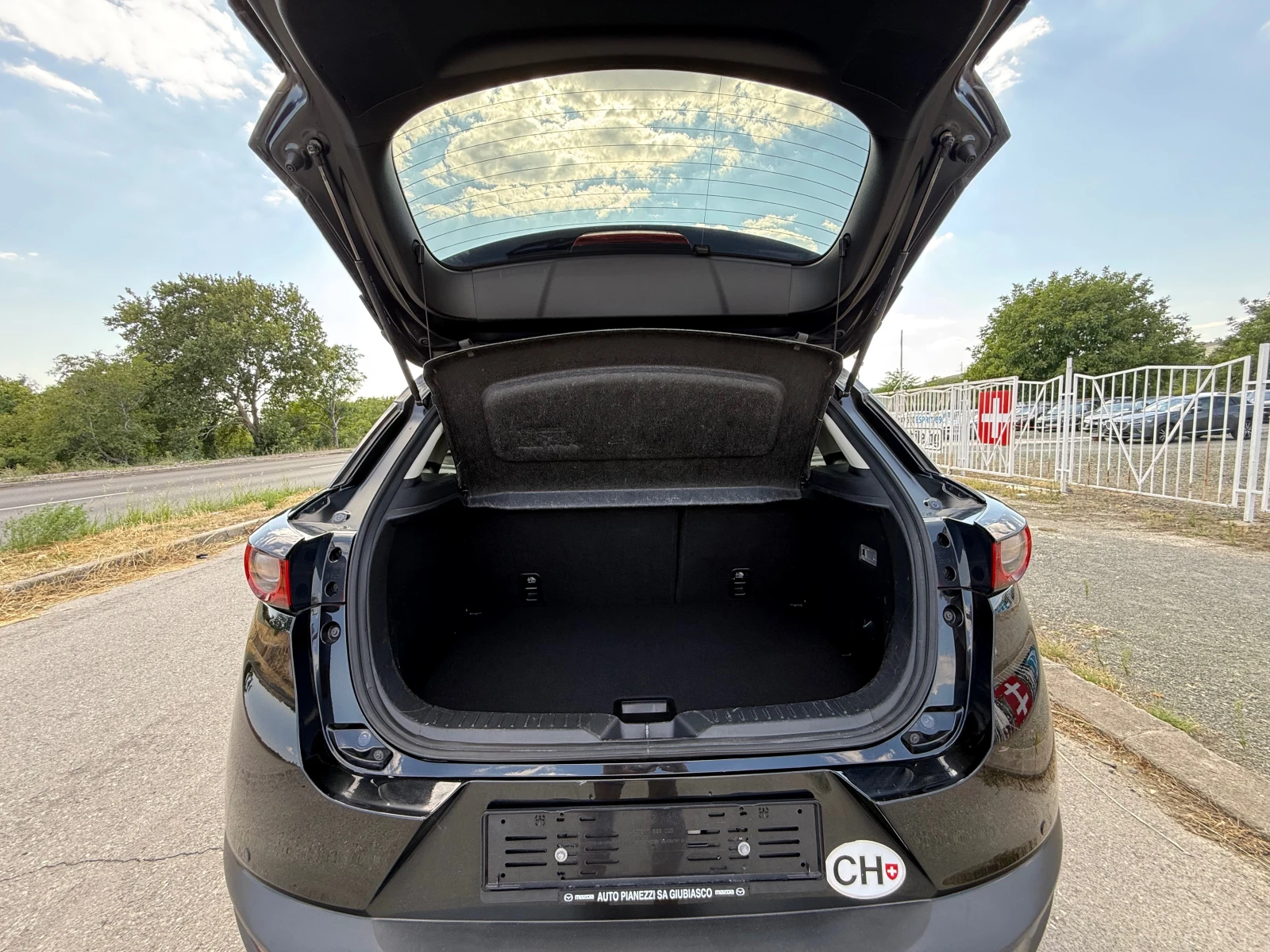 Mazda CX-3 4х4 FACELIFT REVOLUTION ШВЕЙЦАРИЯ, снимка 14 - Автомобили и джипове - 55633154