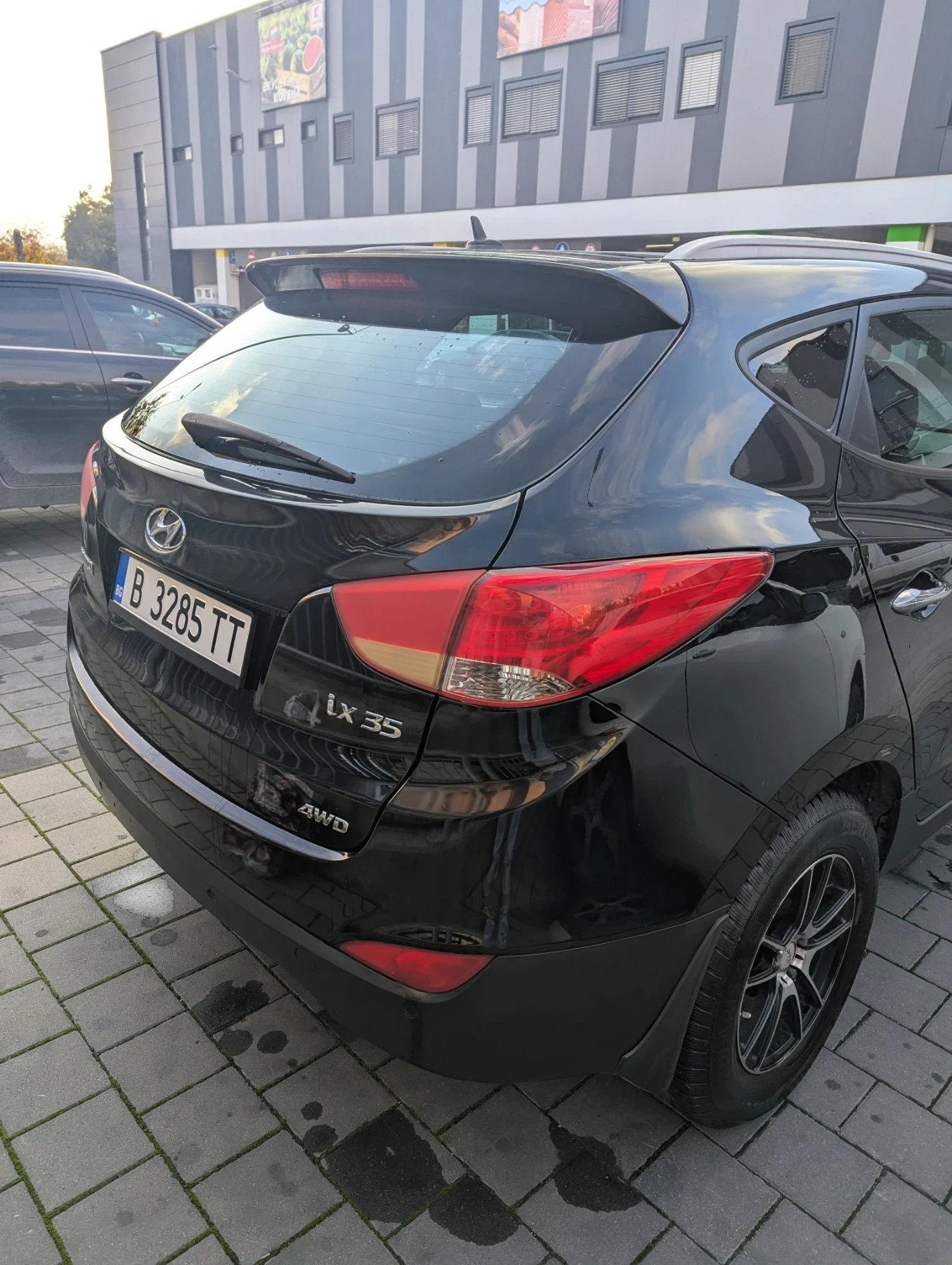 Hyundai IX35, снимка 4 - Автомобили и джипове - 56740940