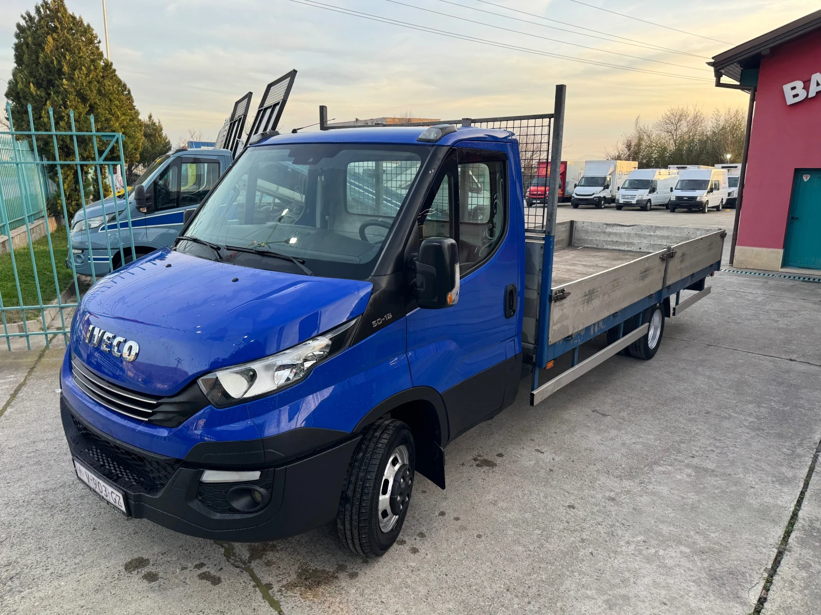 Iveco Daily 3.0HPI* 35C18* Климатик* 5.20 метра каросерия - изображение 3