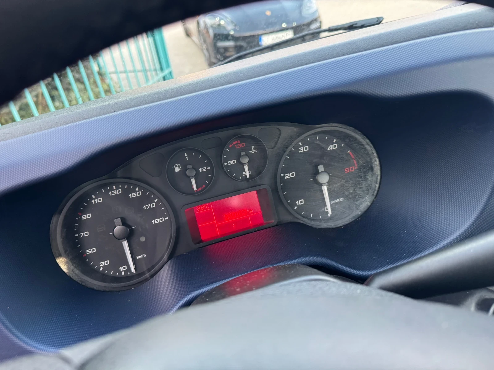 Iveco Daily 3.0HPI* 35C18* Климатик* 5.20 метра каросерия - изображение 5