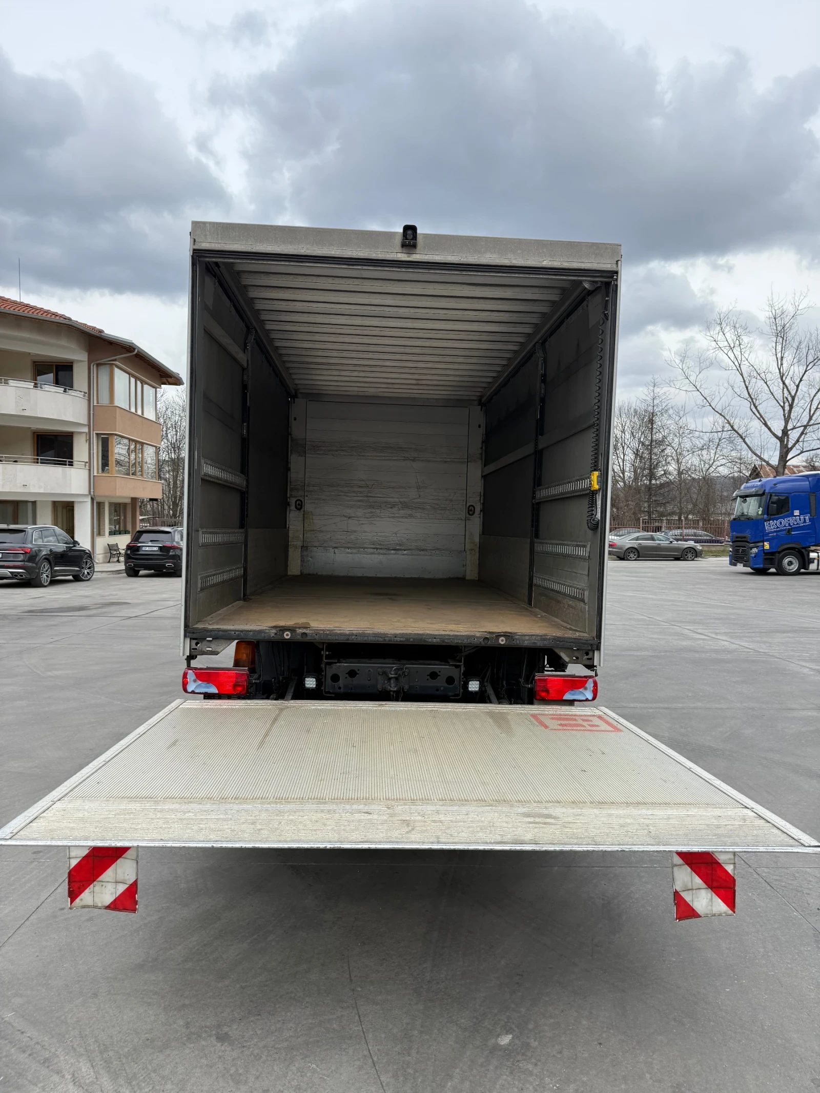 Man Tgm 15.290 * падащ борд* euro 6* перфектен, снимка 12 - Камиони - 53891779