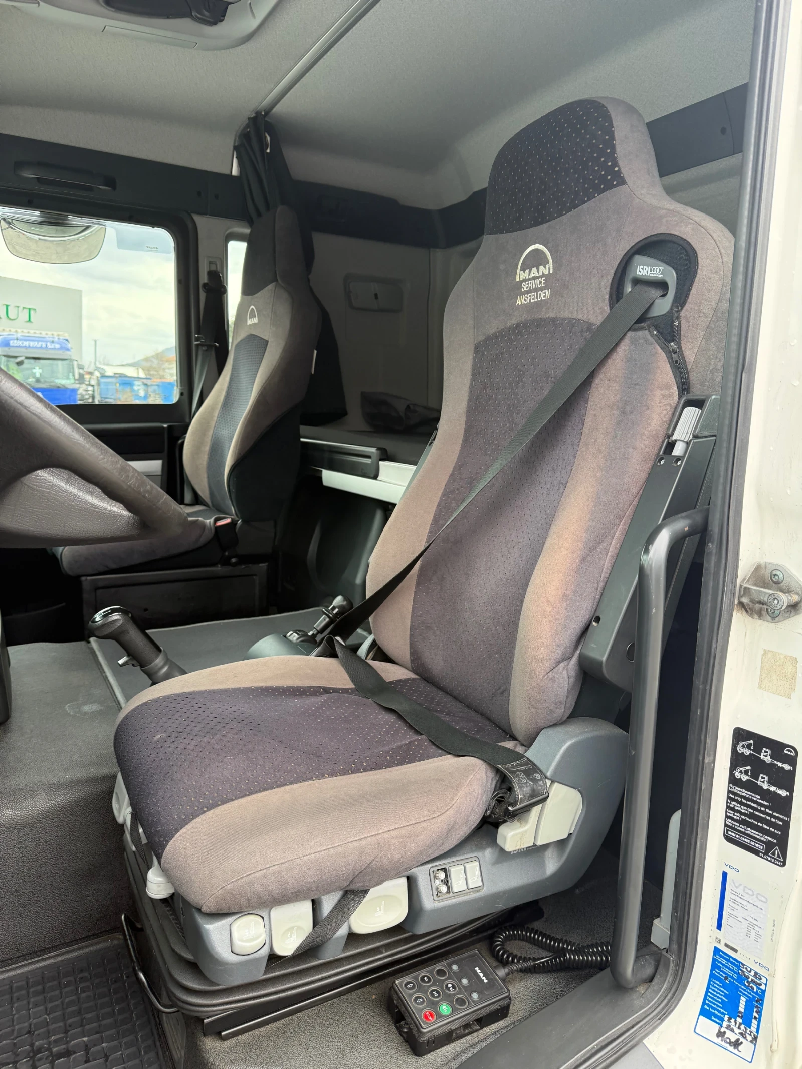 Man Tgm 15.290 * падащ борд* euro 6* перфектен, снимка 9 - Камиони - 53891779