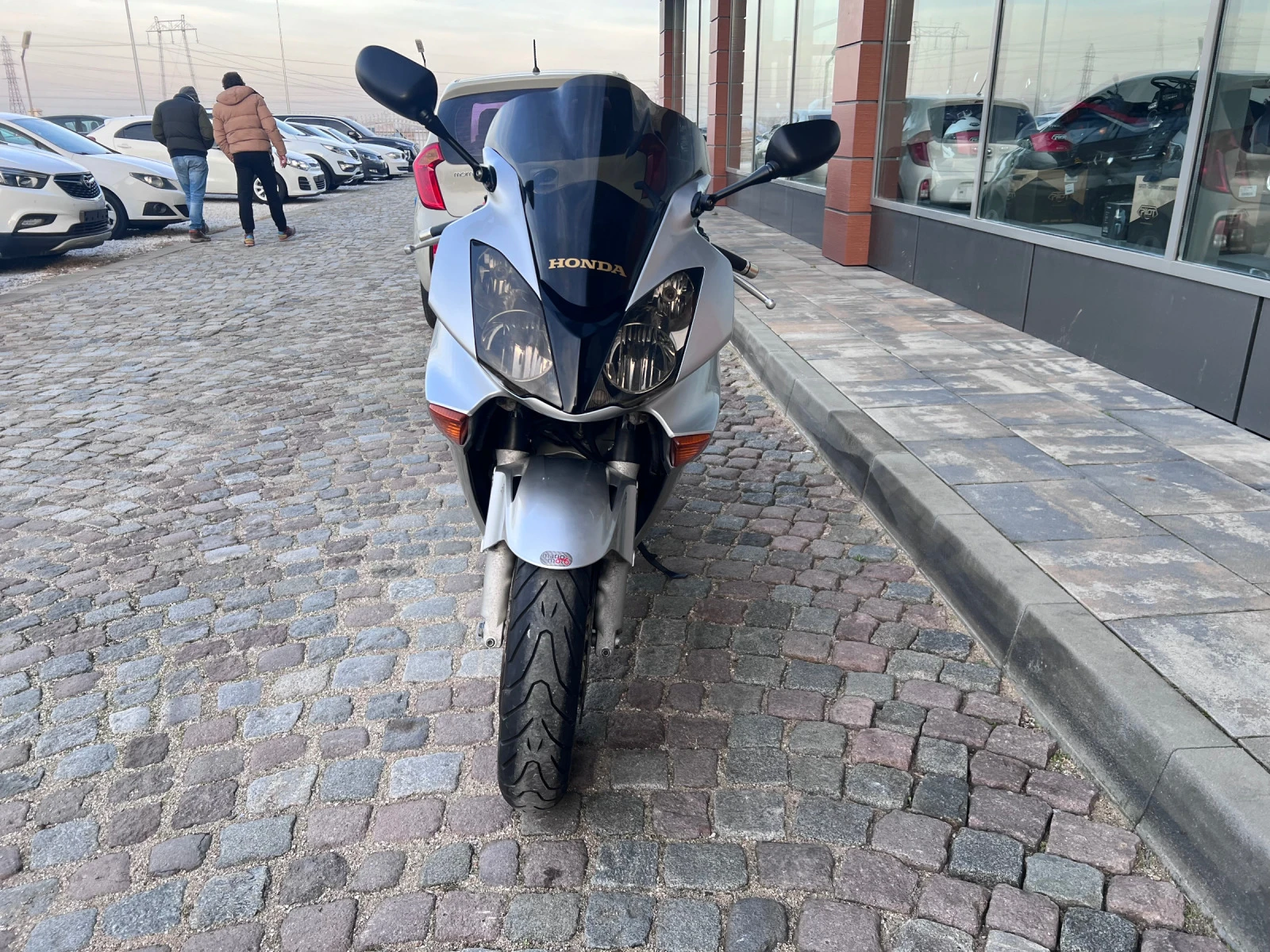 Honda Vfr 800 - изображение 7