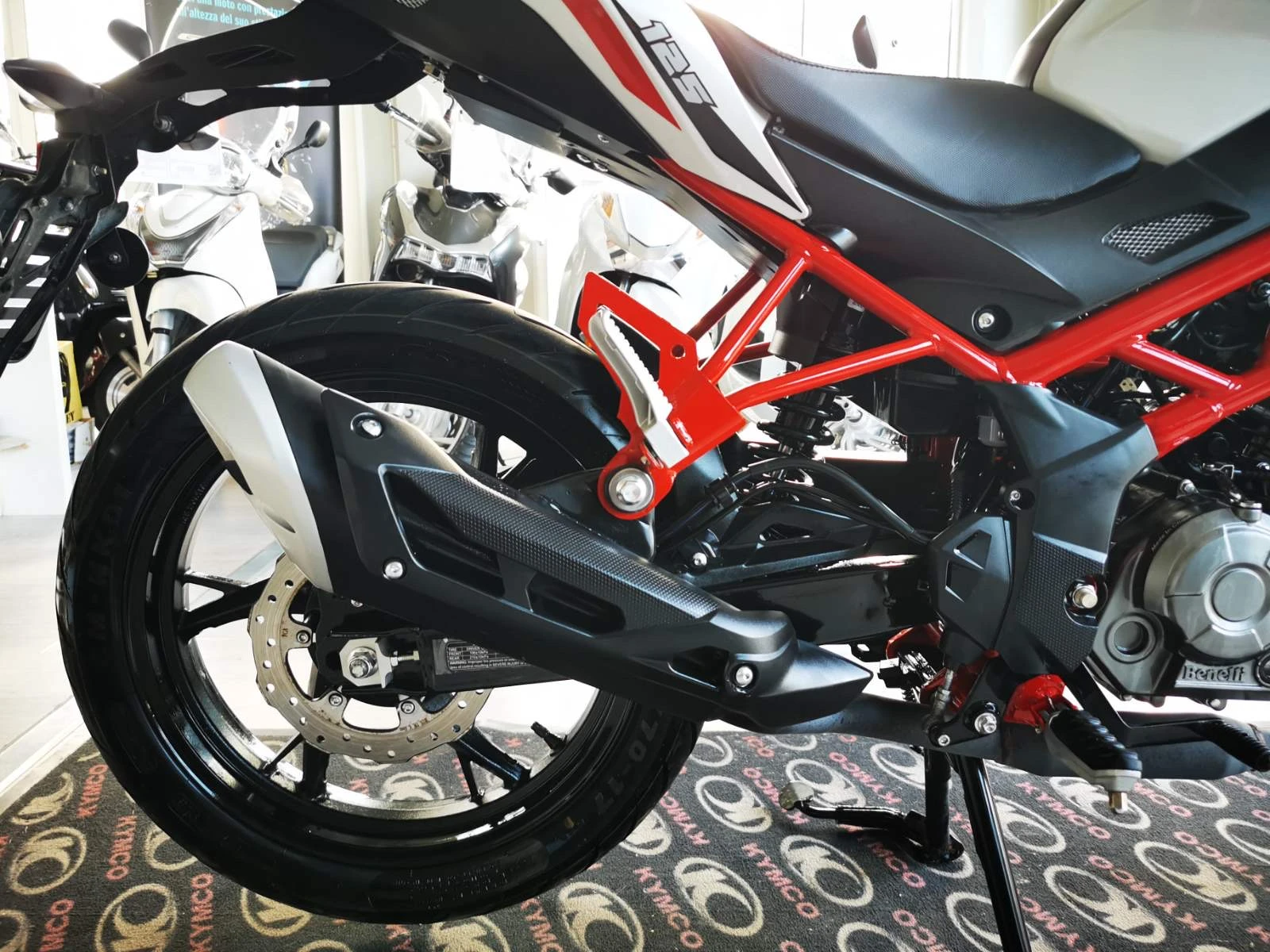 Benelli 125 BN125i, 2021г., Кат. А1 - изображение 9