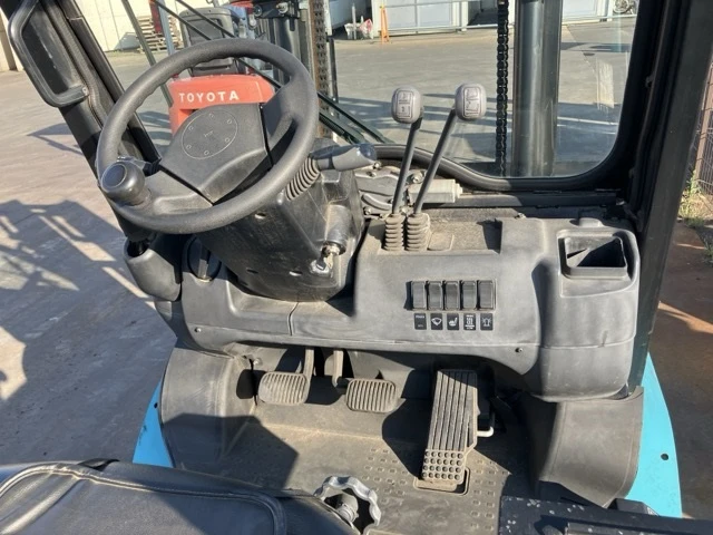  Yale     | Mobile.bg   11