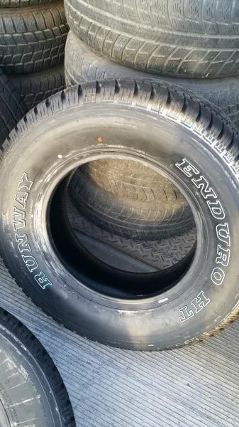 Гуми Всесезонни 245/70R16, снимка 3 - Гуми и джанти - 43731900