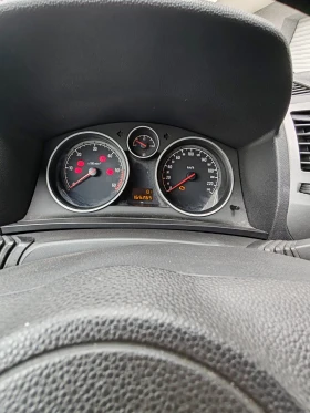 Opel Zafira, снимка 15