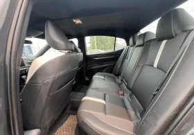 Toyota Camry SE Hybrid | AWD | Дистроник | Без инциденти | , снимка 6