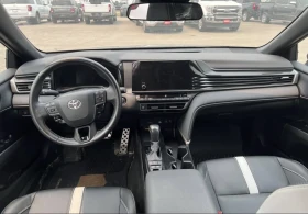 Toyota Camry SE Hybrid | AWD | Дистроник | Без инциденти | , снимка 5
