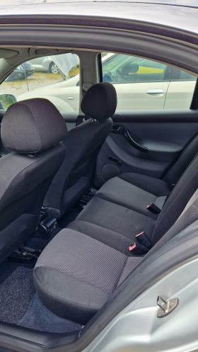 Seat Leon 1.9 TDI, снимка 17 - Автомобили и джипове - 40842539