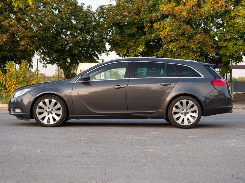 Opel Insignia Insignia, снимка 2 - Автомобили и джипове - 51373156