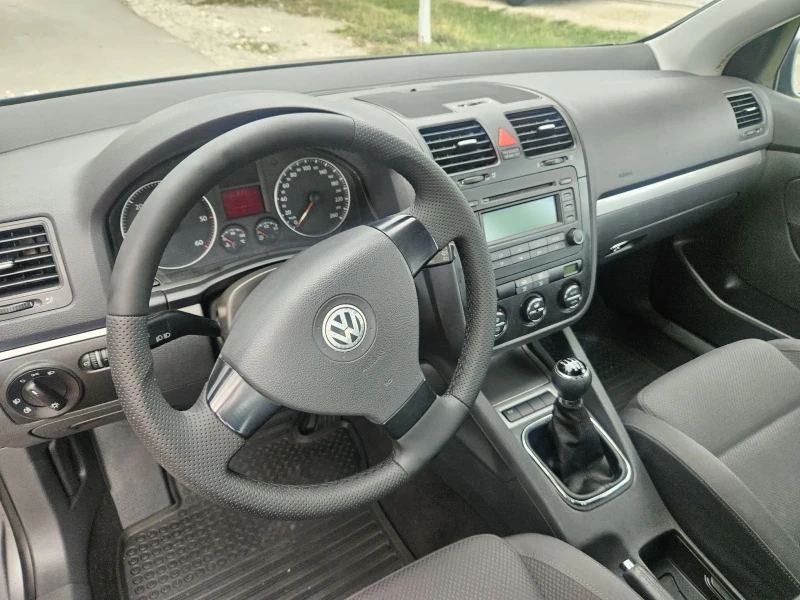 VW Golf 2.0tdi* klima* , снимка 6 - Автомобили и джипове - 47465278