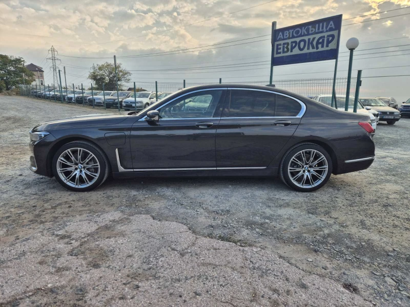 BMW 745 e XDrive, снимка 2 - Автомобили и джипове - 47769845