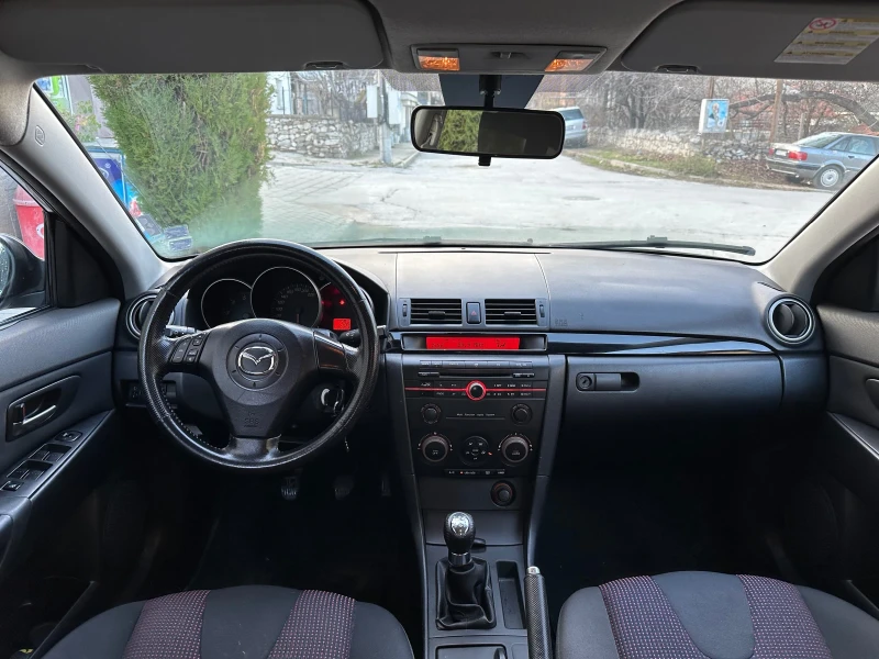 Mazda 3, снимка 7 - Автомобили и джипове - 48353346