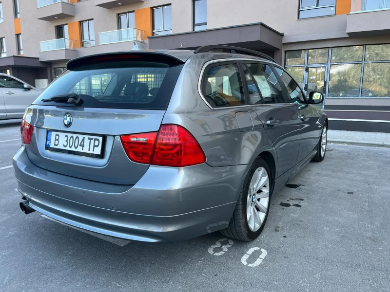 BMW 330 E91 x drive, снимка 9 - Автомобили и джипове - 48546795