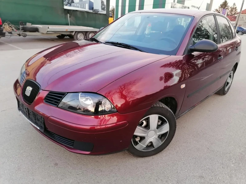 Seat Cordoba 1.9 sdi клима , снимка 2 - Автомобили и джипове - 48561243