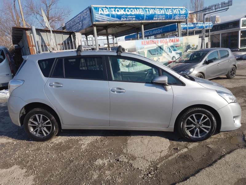 Toyota Verso 1.6 D4D/6+ 1m./NAVI/CAMERA, снимка 4 - Автомобили и джипове - 49229627