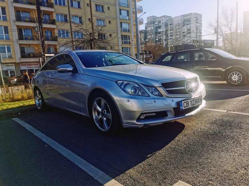 Mercedes-Benz E 250, снимка 3 - Автомобили и джипове - 49467691