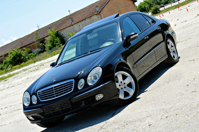 Mercedes-Benz E 320 Avantgarde Full Екстри Швейцария, снимка 1 - Автомобили и джипове - 50527559
