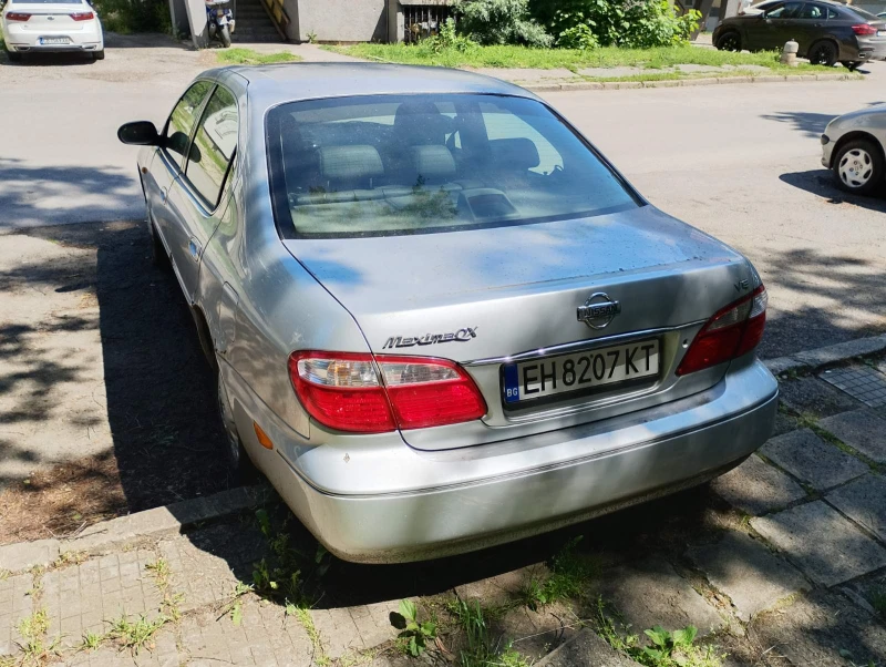 Nissan Maxima, снимка 12 - Автомобили и джипове - 52145185