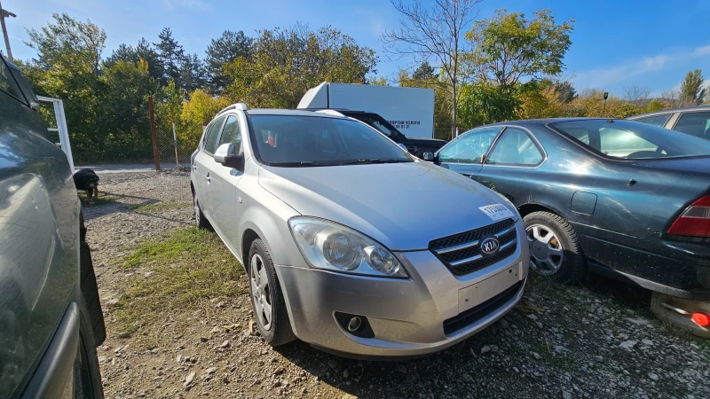 Kia Ceed, снимка 3 - Автомобили и джипове - 52154208