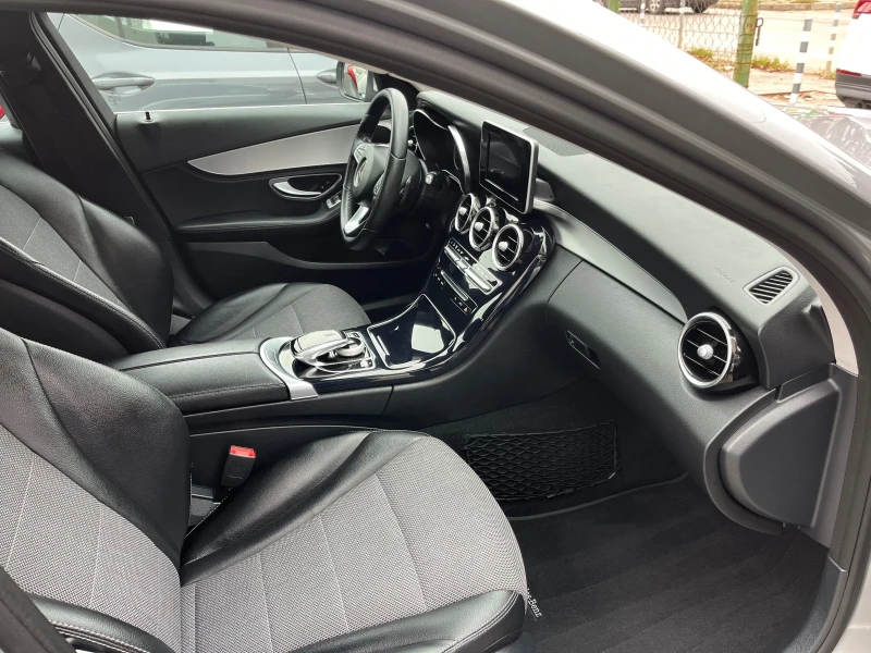 Mercedes-Benz C 250 4-Matic ТОП СЪСТОЯНИЕ , снимка 10 - Автомобили и джипове - 52695217