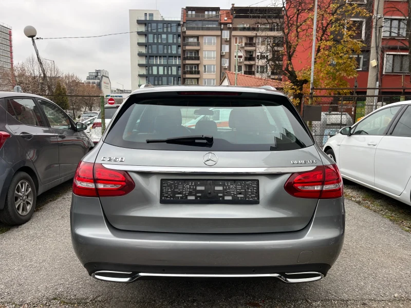 Mercedes-Benz C 250 4-Matic ТОП СЪСТОЯНИЕ , снимка 6 - Автомобили и джипове - 52695217
