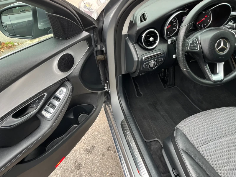 Mercedes-Benz C 250 4-Matic ТОП СЪСТОЯНИЕ , снимка 8 - Автомобили и джипове - 52695217
