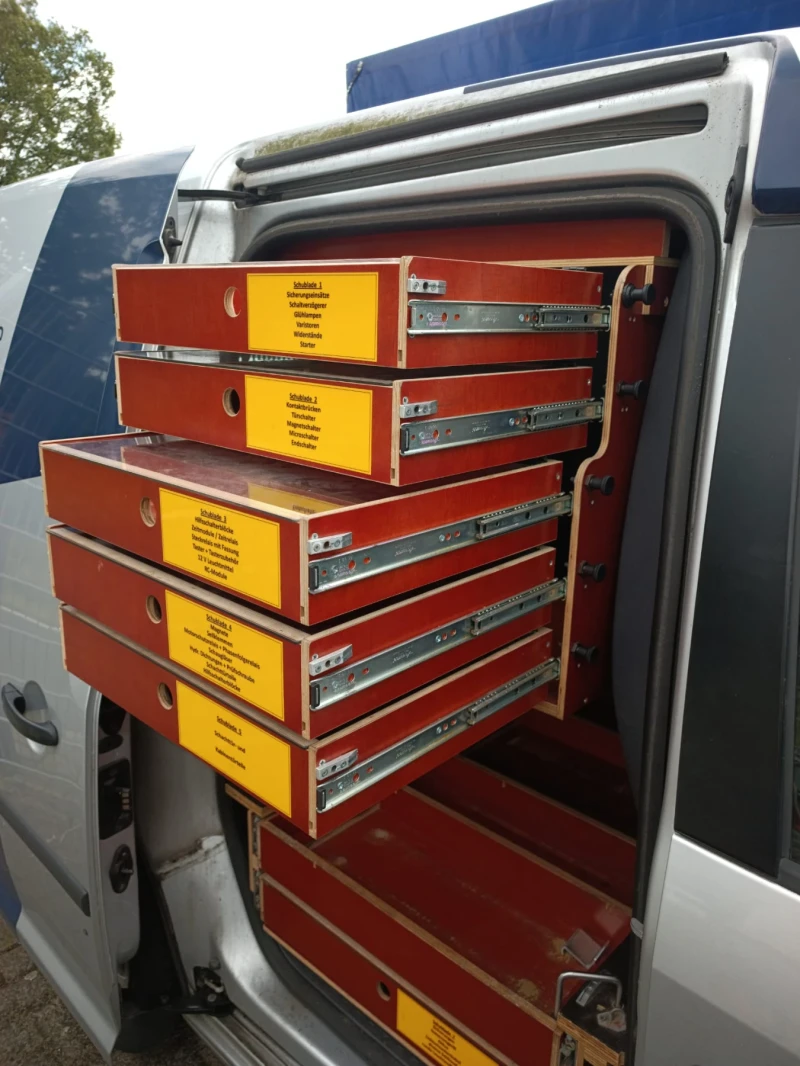 VW Caddy 1600, снимка 12 - Автомобили и джипове - 52871606