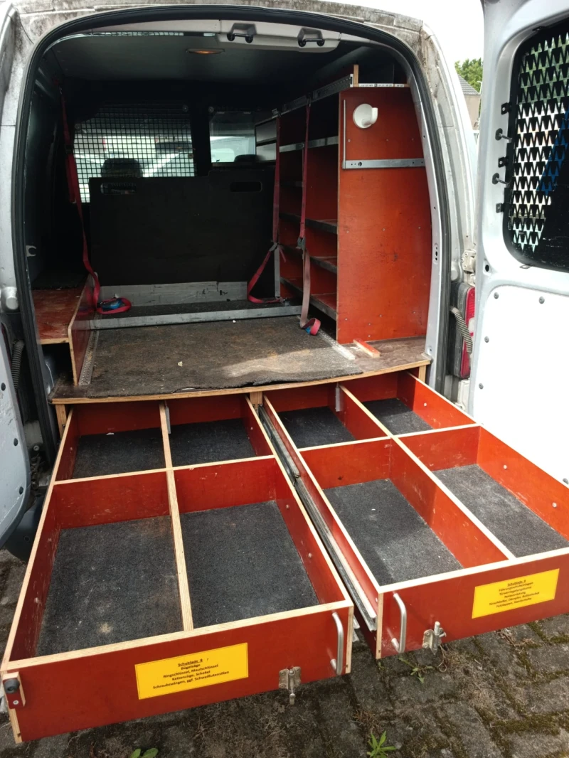 VW Caddy 1600, снимка 11 - Автомобили и джипове - 52871606