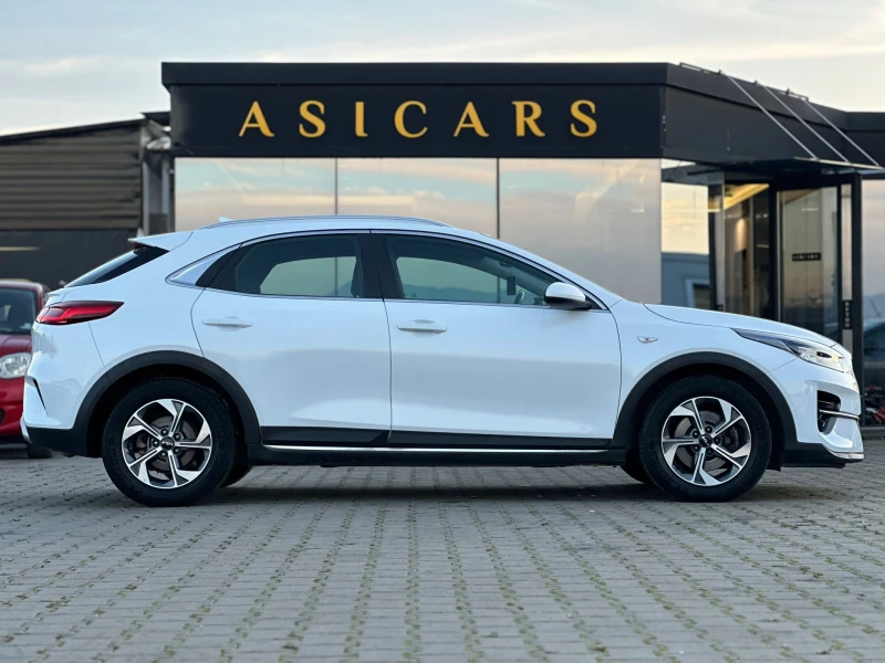 Kia XCeed / GAS / 70000 KM / LANE ASIST / TOP /, снимка 6 - Автомобили и джипове - 52891490