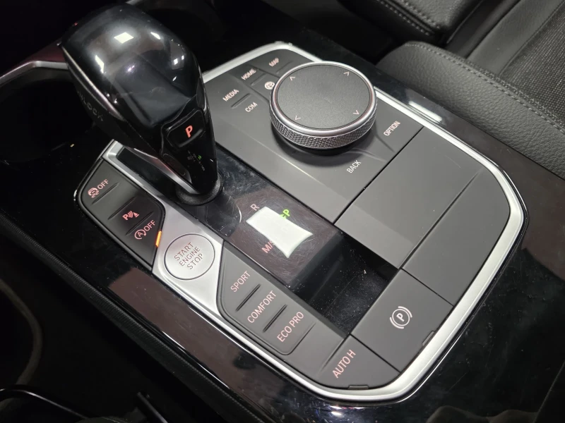 BMW 118 d | 150hp EU6 | Automatic | LED | ///M, снимка 12 - Автомобили и джипове - 53293716