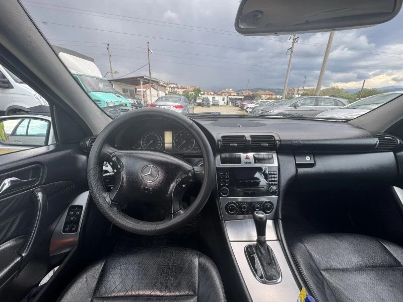 Mercedes-Benz C 220, снимка 5 - Автомобили и джипове - 53202868