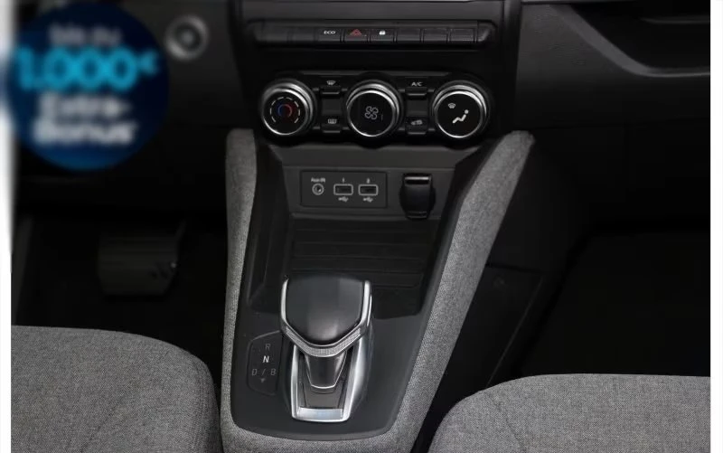Renault Zoe EXPERIENCE Batteriemiete R135 Z.E. 50* NAVI/136HP/, снимка 7 - Автомобили и джипове - 54867570
