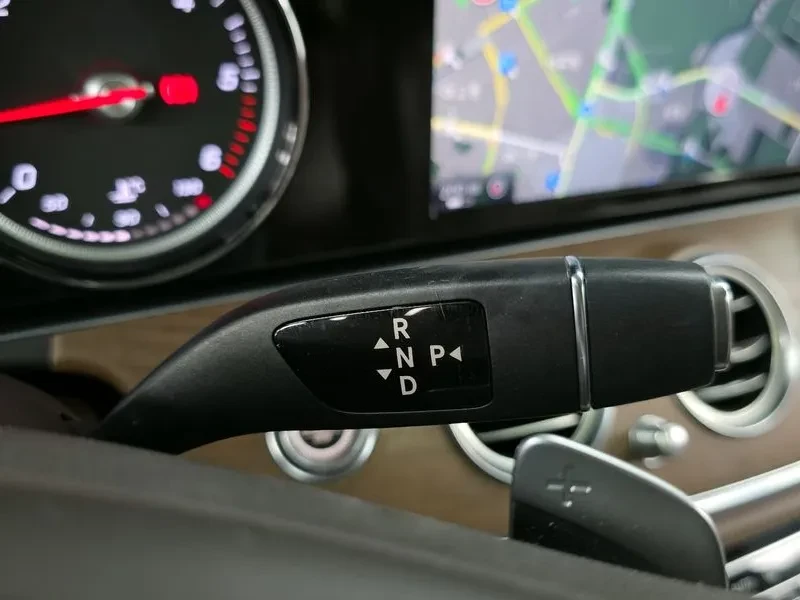 Mercedes-Benz E 220 D EXCLUSIVE �������| ���������| HEAD UP DISPLAY | Mobile.bg � ����������� 9