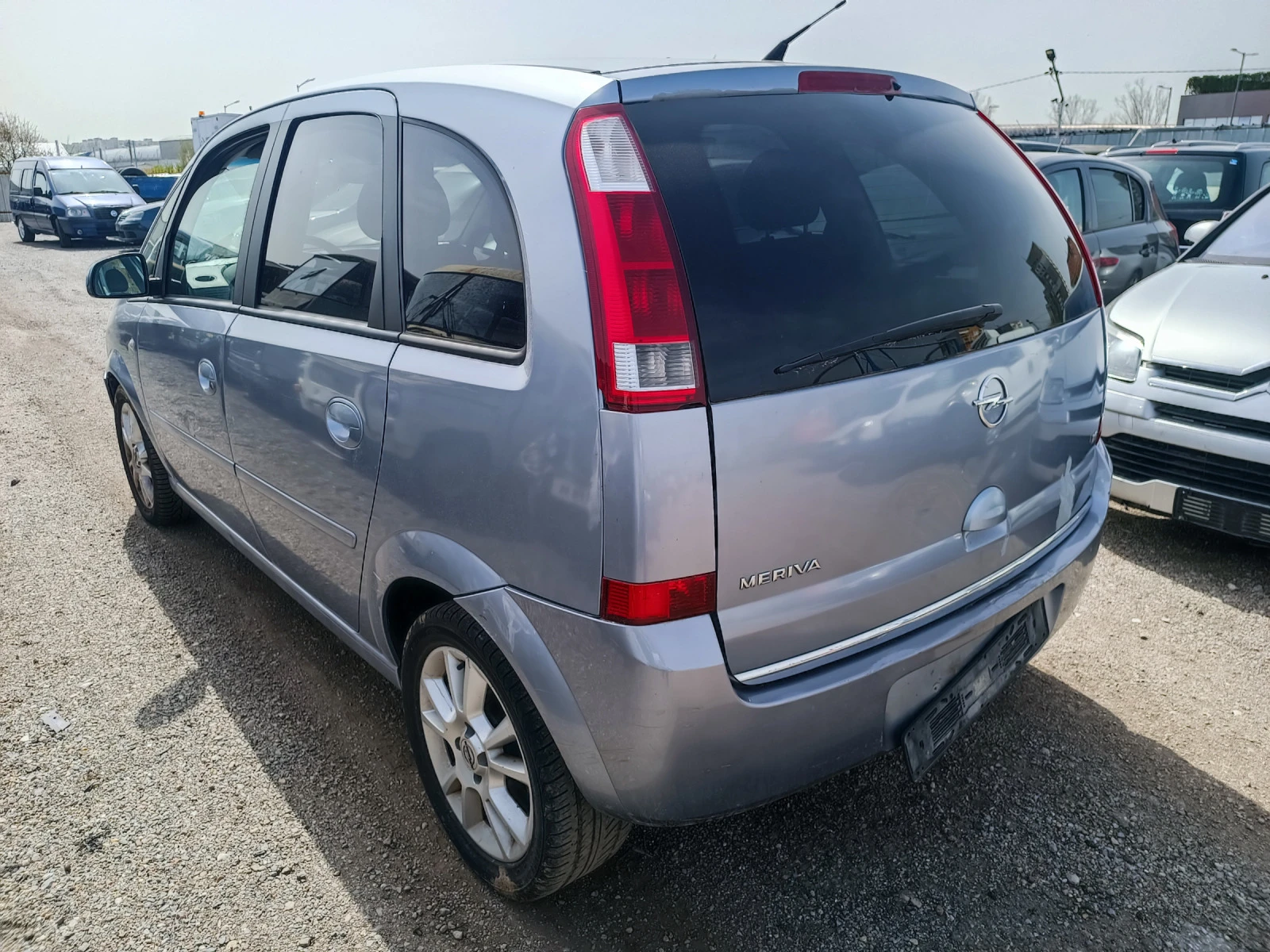 Opel Meriva 1.6i ГАЗ Euro 4  - изображение 7