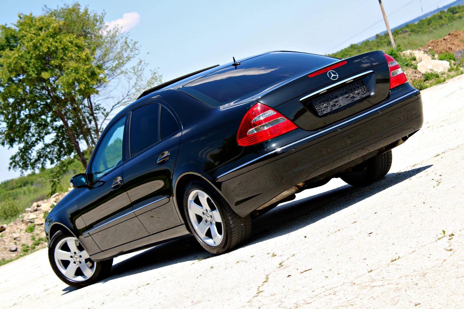Mercedes-Benz E 320 Avantgarde Full Екстри Швейцария - изображение 4
