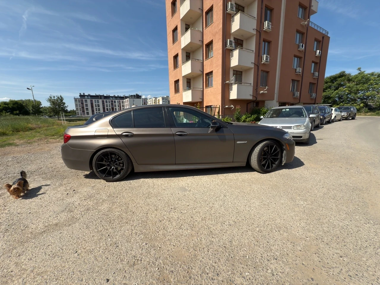 BMW 535 LCI, Individual Original Colour Frozen Bronze - изображение 5