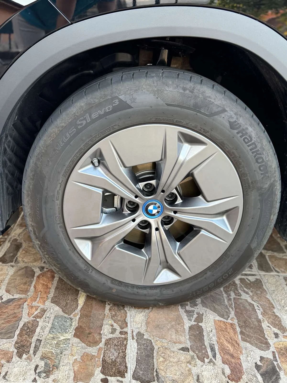 BMW iX2 eDrive20 | Mobile.bg   12