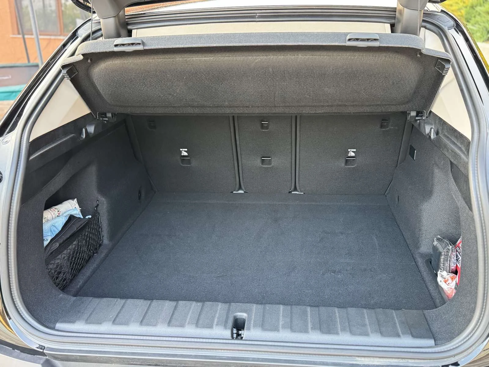 BMW iX2 eDrive20 - изображение 10