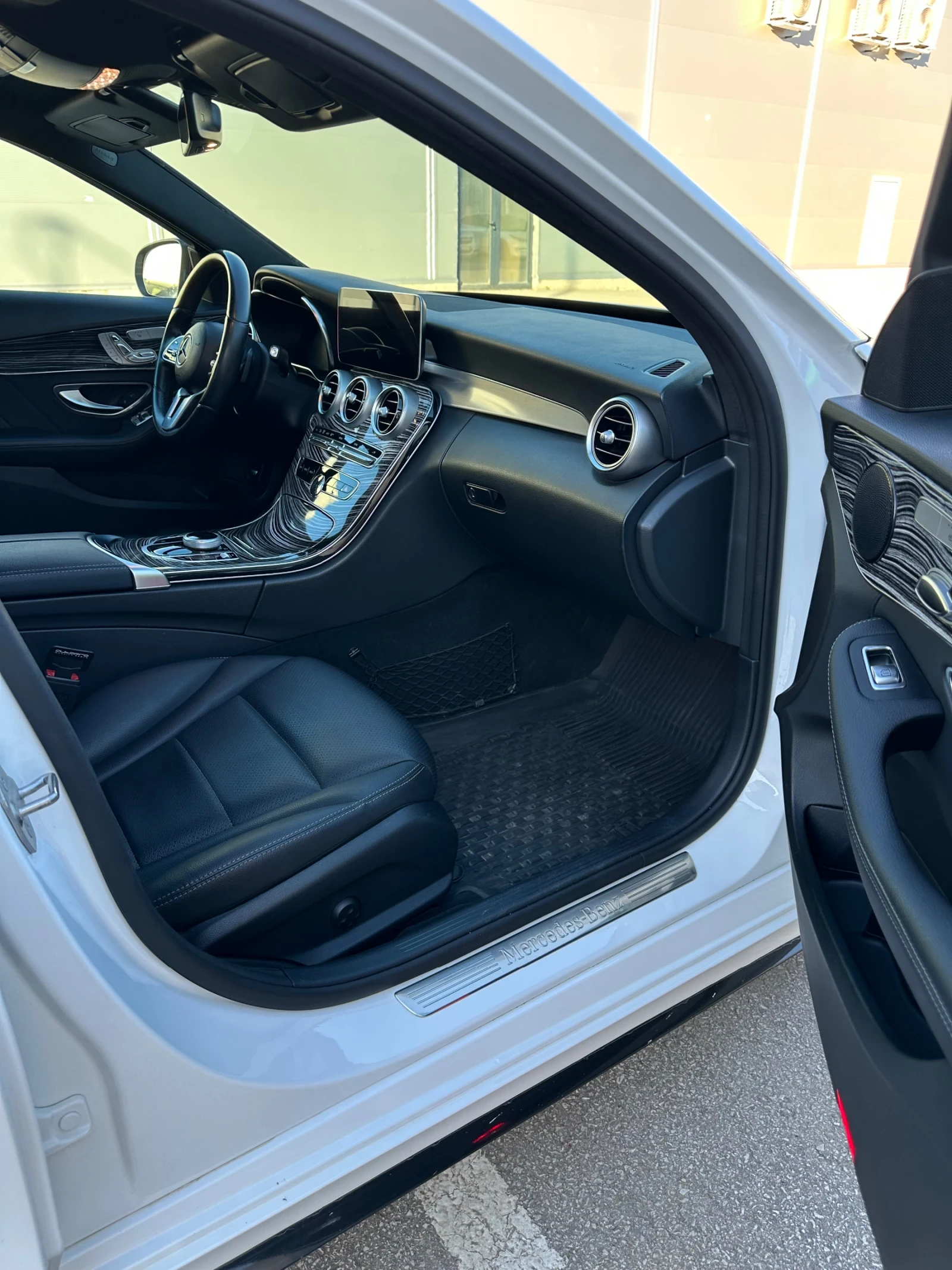 Mercedes-Benz C 300 AMG EQ BOOST KEYLESS DIGITAL COCKPIT | Mobile.bg   14