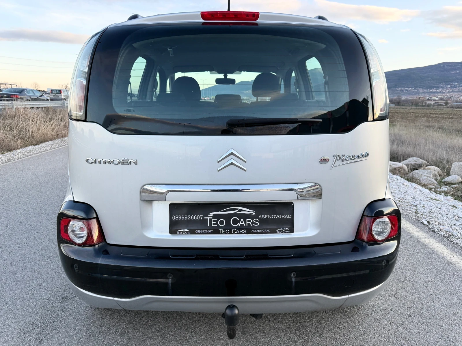 Citroen C3 Picasso 1.6 HDI / PARKTRONIC / AVTOPILOT / FULL SERVICE - изображение 6