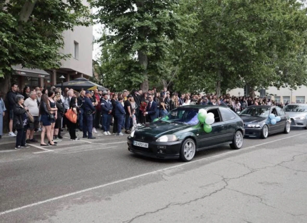 Honda Civic 1.4is газ бензин, снимка 3 - Автомобили и джипове - 53720896