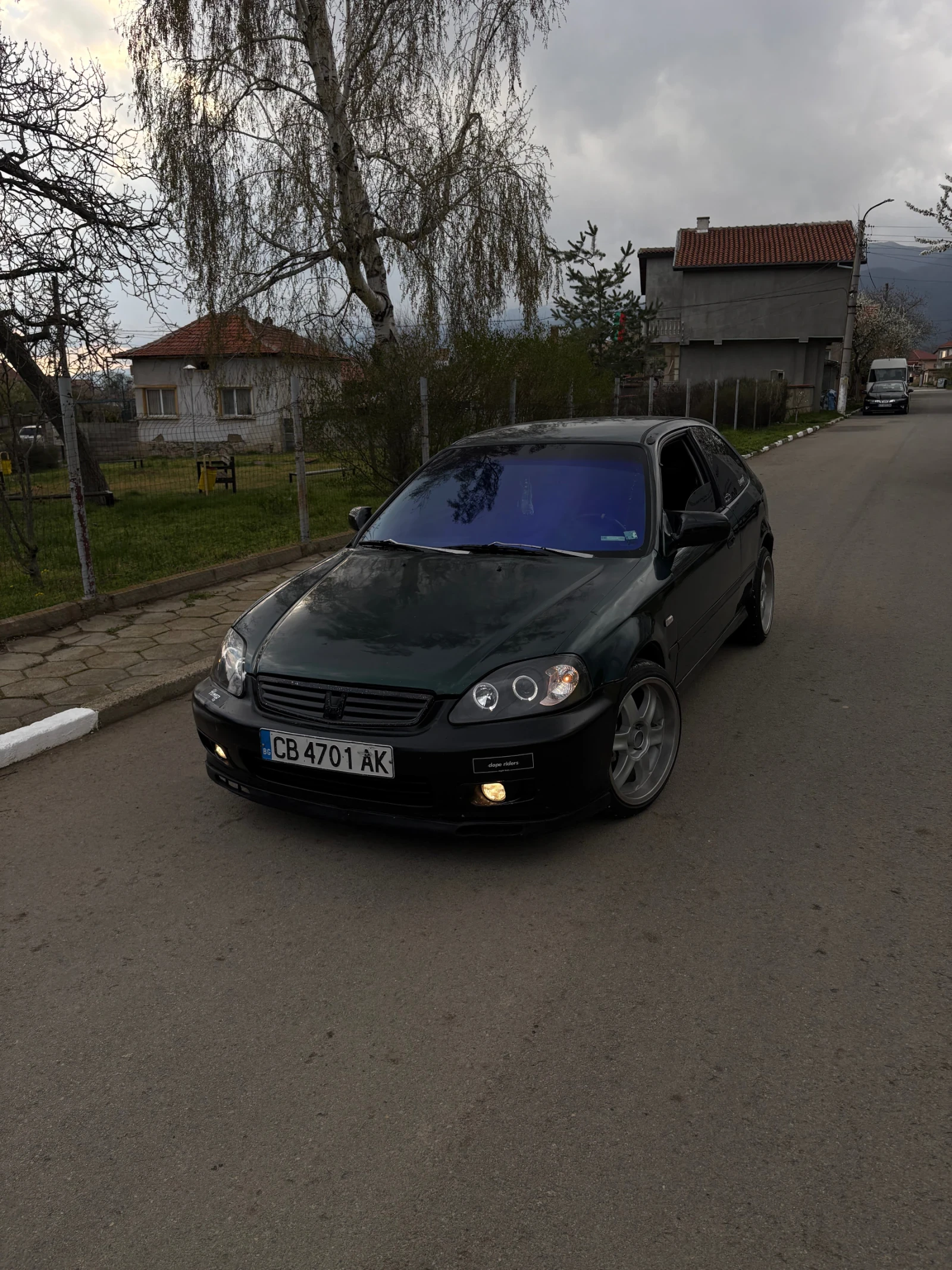 Honda Civic 1.4is газ бензин, снимка 9 - Автомобили и джипове - 54223826