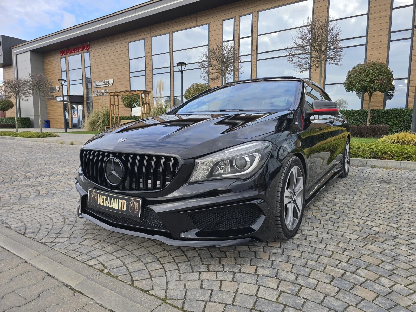 Mercedes-Benz CLA 220 Cdi AMG pack. Панорама.Harman/Kardon