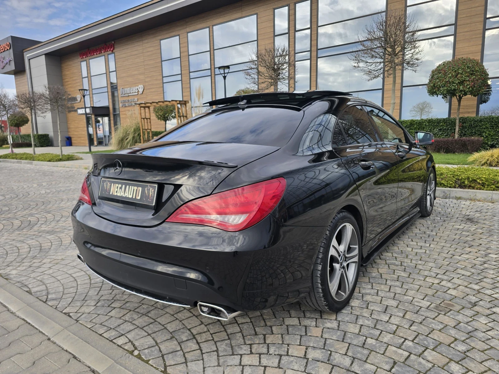 Mercedes-Benz CLA 220 Cdi AMG pack. Панорама.Harman/Kardon, снимка 5 - Автомобили и джипове - 54059592