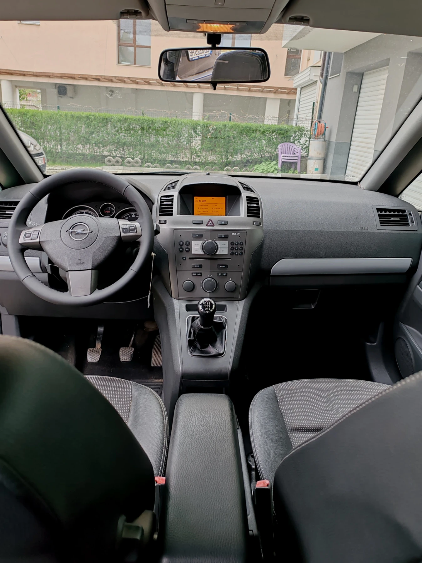 Opel Zafira, снимка 8 - Автомобили и джипове - 54297032