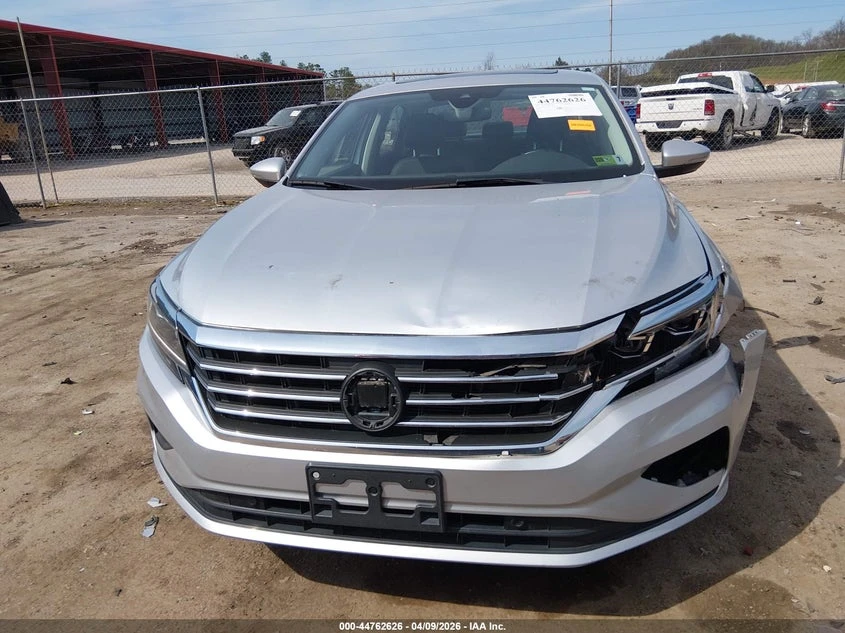 VW Passat 2.0l Volkswagen 2.0T Sel, снимка 12 - Автомобили и джипове - 54360724
